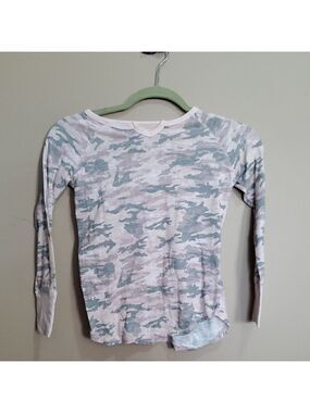 Girls Tractr Camo Long Sleeve Shirt Size M(10/12)